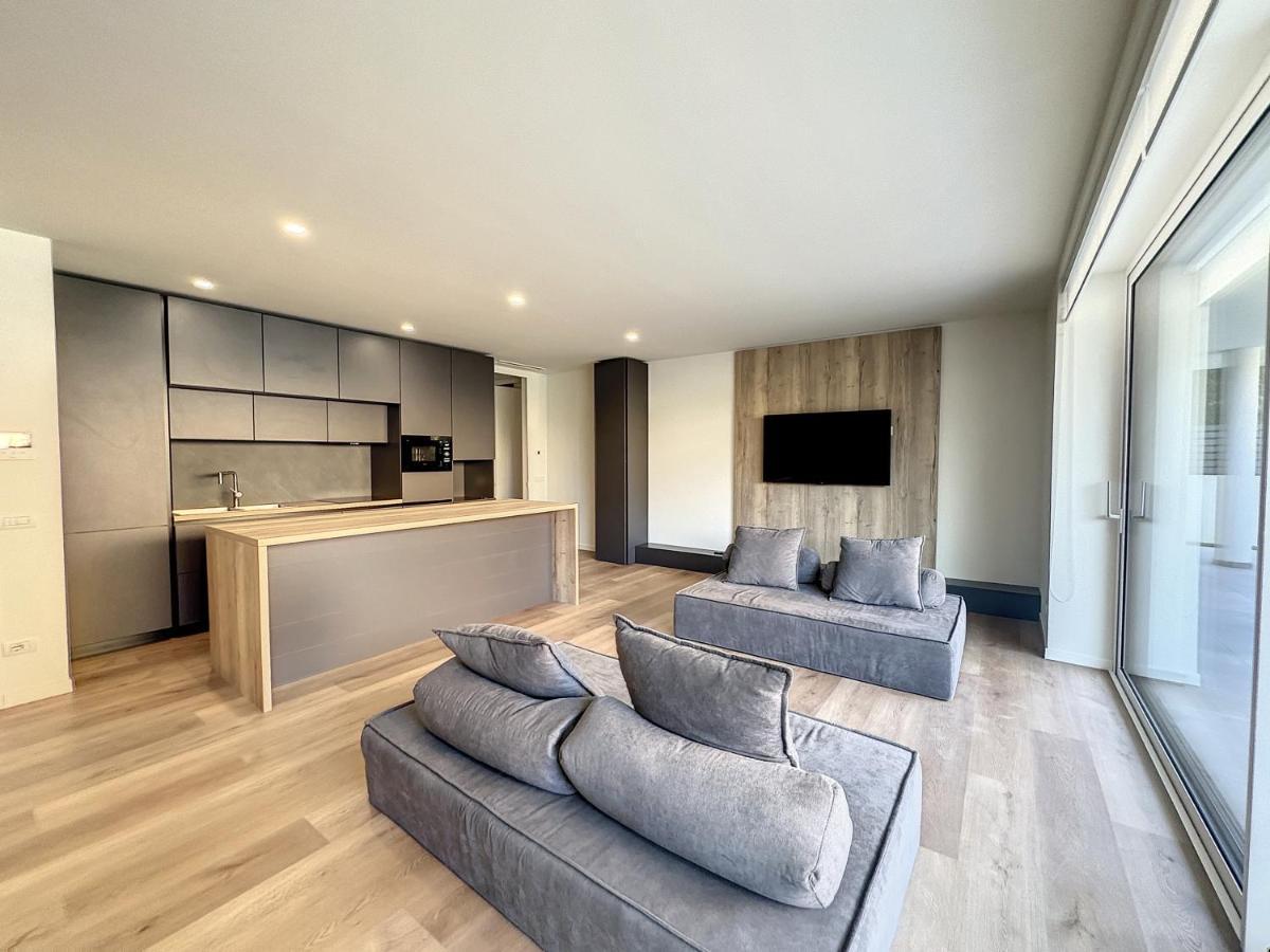 Ad Suite Apartment Riva del Garda Bagian luar foto