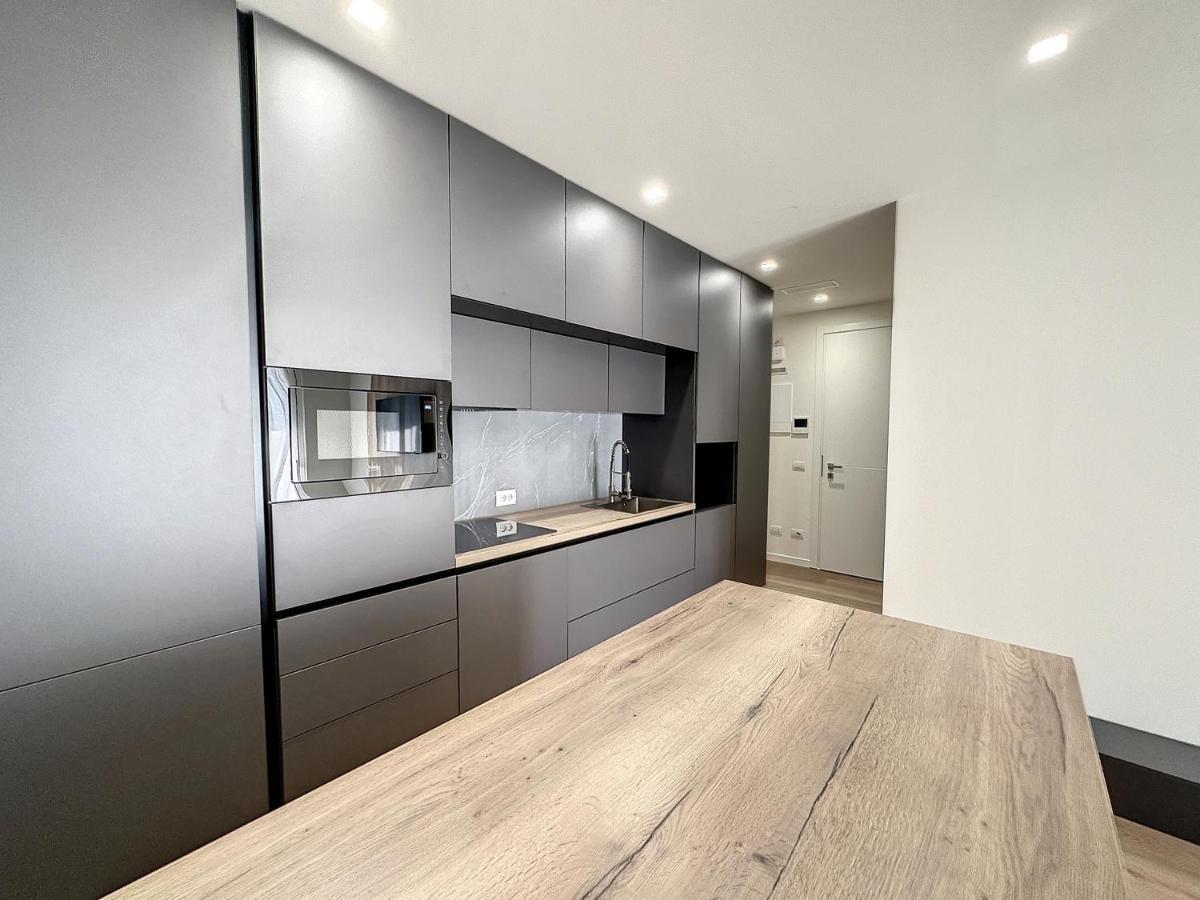 Ad Suite Apartment Riva del Garda Bagian luar foto