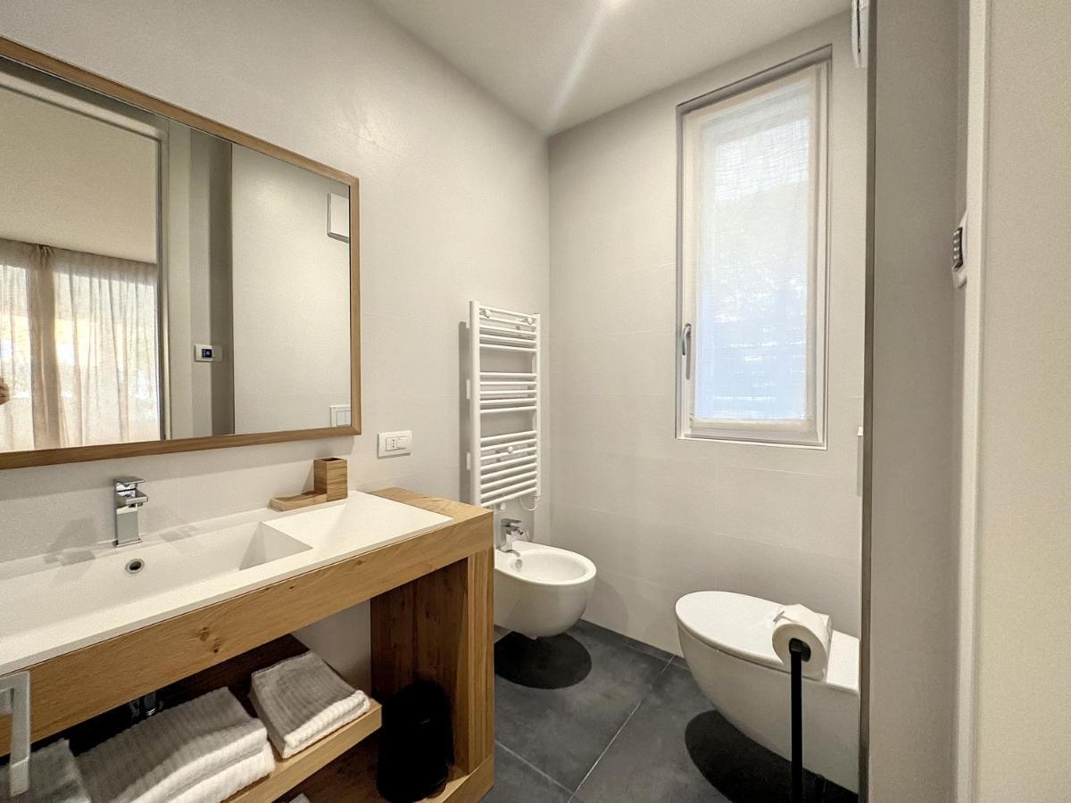 Ad Suite Apartment Riva del Garda Bagian luar foto