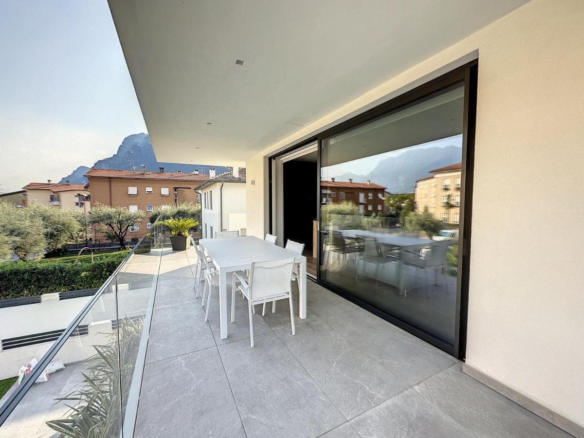 Ad Suite Apartment Riva del Garda Bagian luar foto