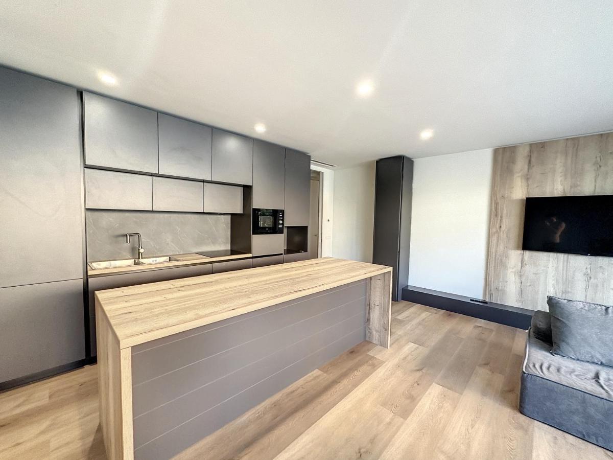 Ad Suite Apartment Riva del Garda Bagian luar foto