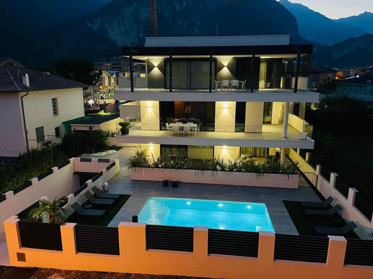 Ad Suite Apartment Riva del Garda Bagian luar foto