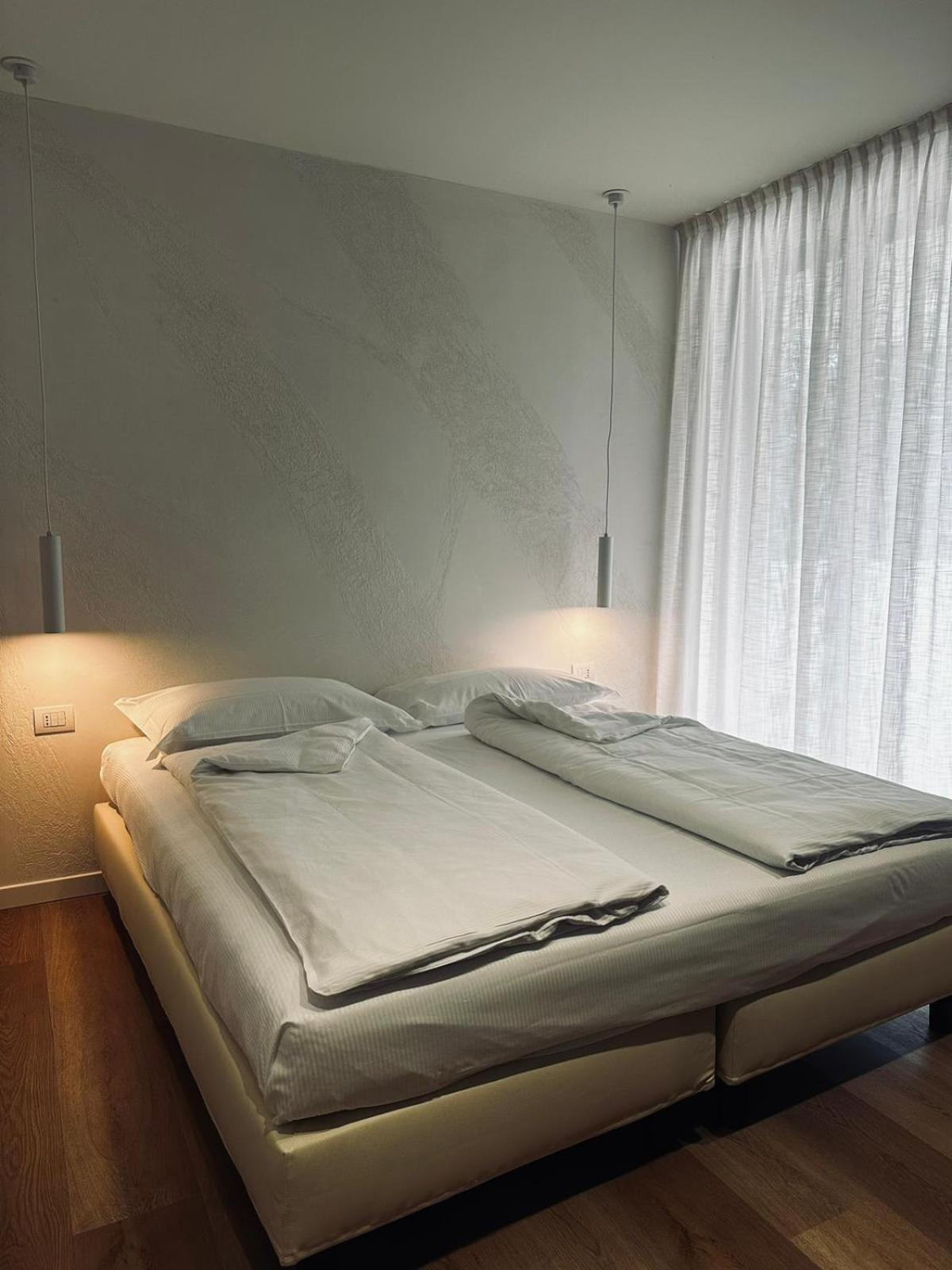 Ad Suite Apartment Riva del Garda Bagian luar foto