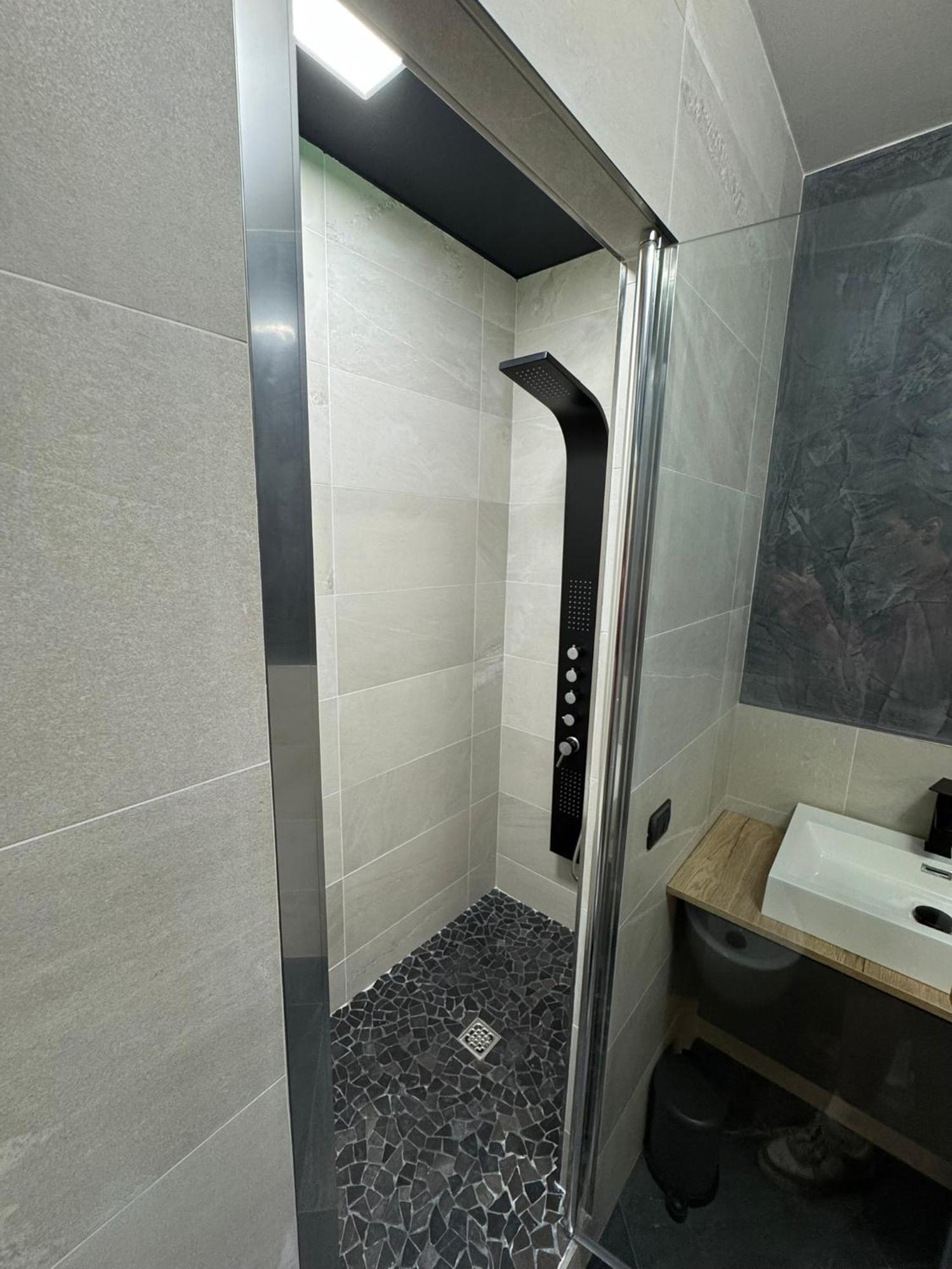 Ad Suite Apartment Riva del Garda Bagian luar foto